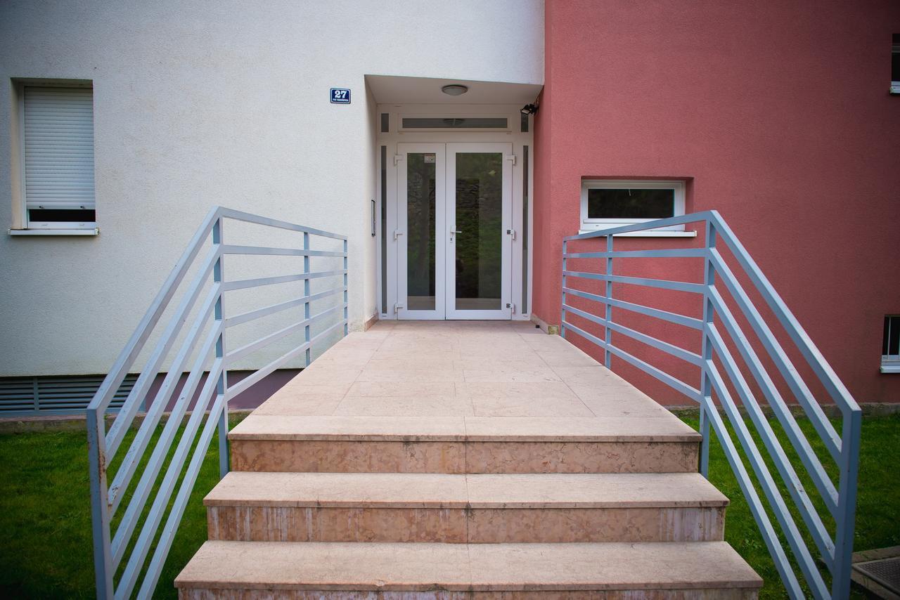 Studio Jere Near Sea Apartment Split Exterior photo