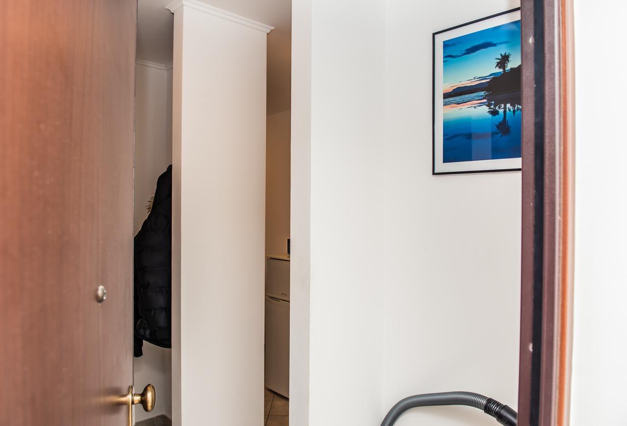 Studio Jere Near Sea Apartment Split Exterior photo